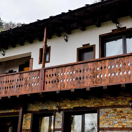 Hébergement de vacances неси